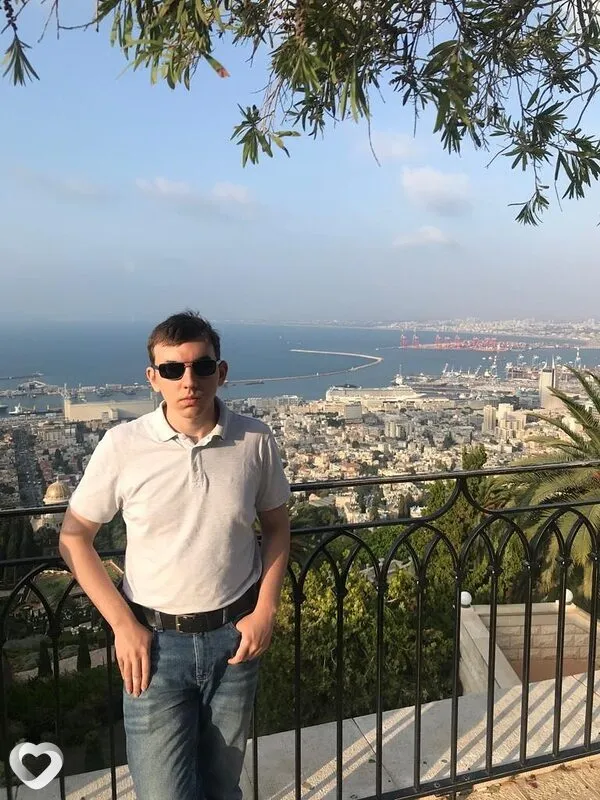 Александр, 22, Москве — анкета №2611460