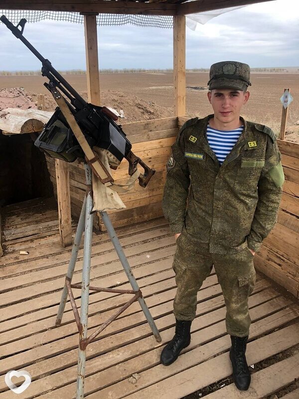 Максим, 26, Миллерове — анкета №2611788