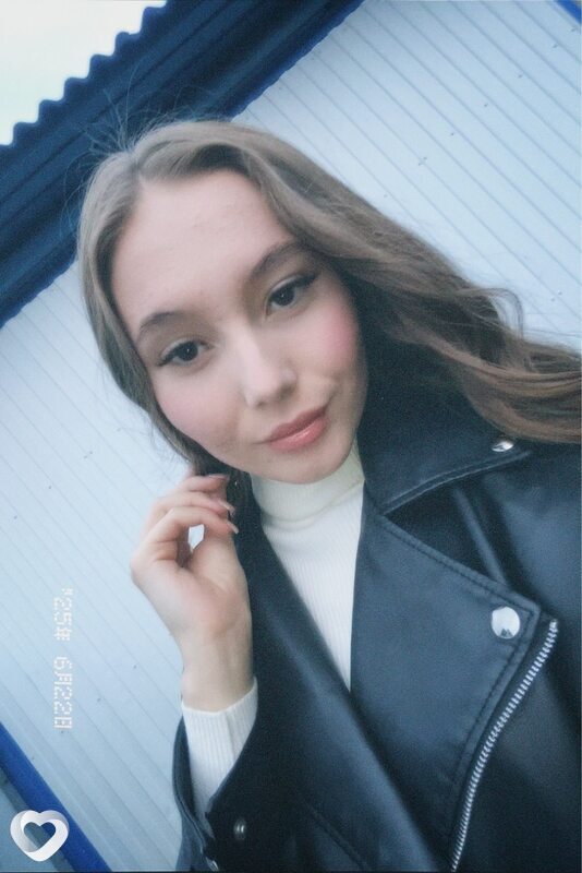 Зарина, 19, Омске — анкета №2612042
