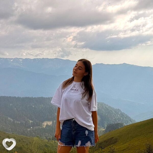 Катя, 19, Москве — анкета №2612450