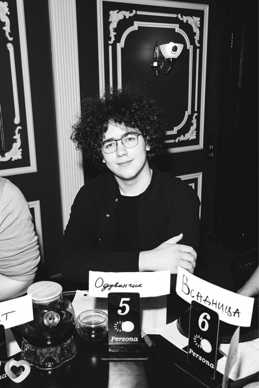 Андрей, 19, Санкт-Петербурге — анкета №2612405