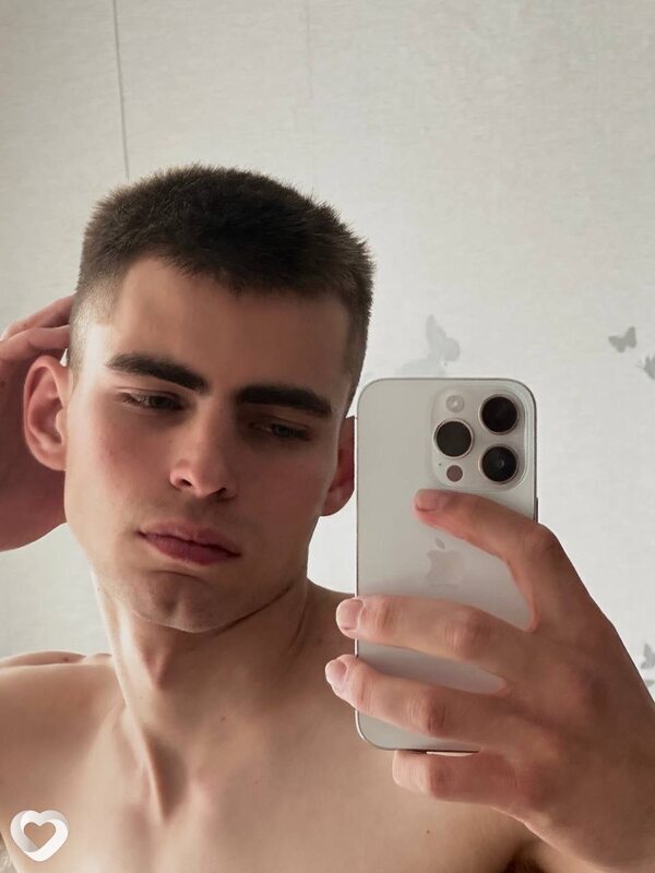 Гена, 23, Санкт-Петербурге — анкета №2612821