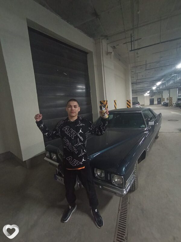 Константин, 19, Москве — анкета №2612983