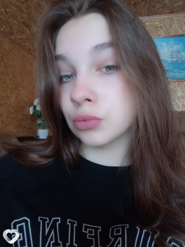 Ксения, 19, Брянске — анкета №2613458