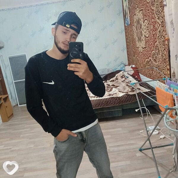 Алексей, 21, Ростове-на-Дону — анкета №2613833