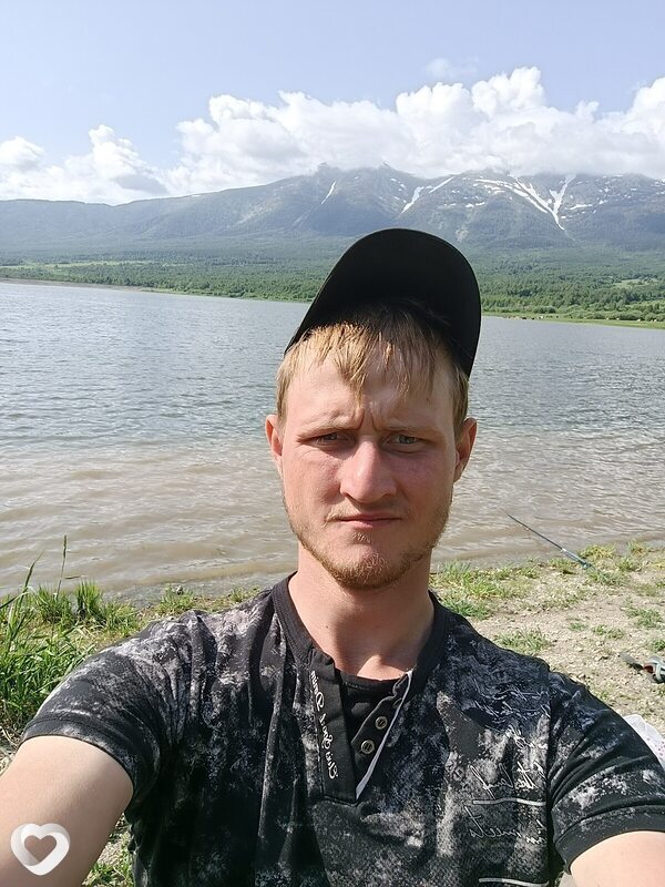 Андрей, 25, Риддер — анкета №2613776