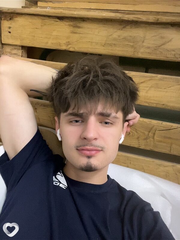 Артур, 20, Гродно — анкета №2614095