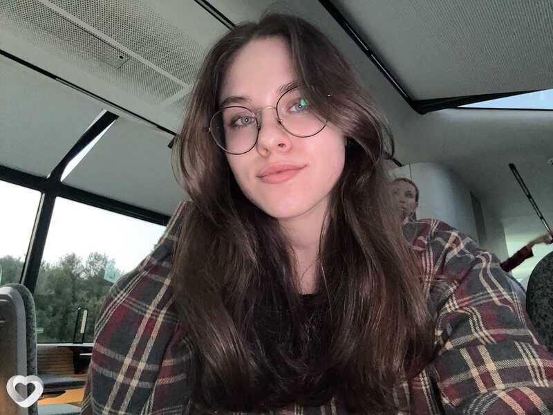 Полина, 19, Калининграде — анкета №2613990