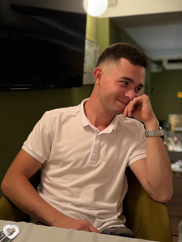 Кирилл, 21, Волгограде — анкета №2614254