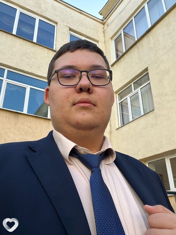 Дмитрий, 20, Чебоксарах — анкета №2614292