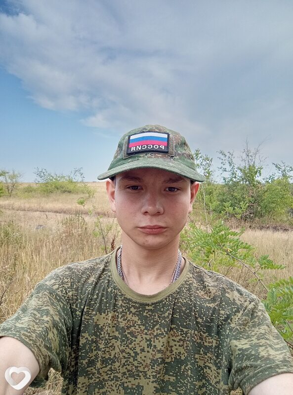 Максим, 20, Луганске — анкета №2614950