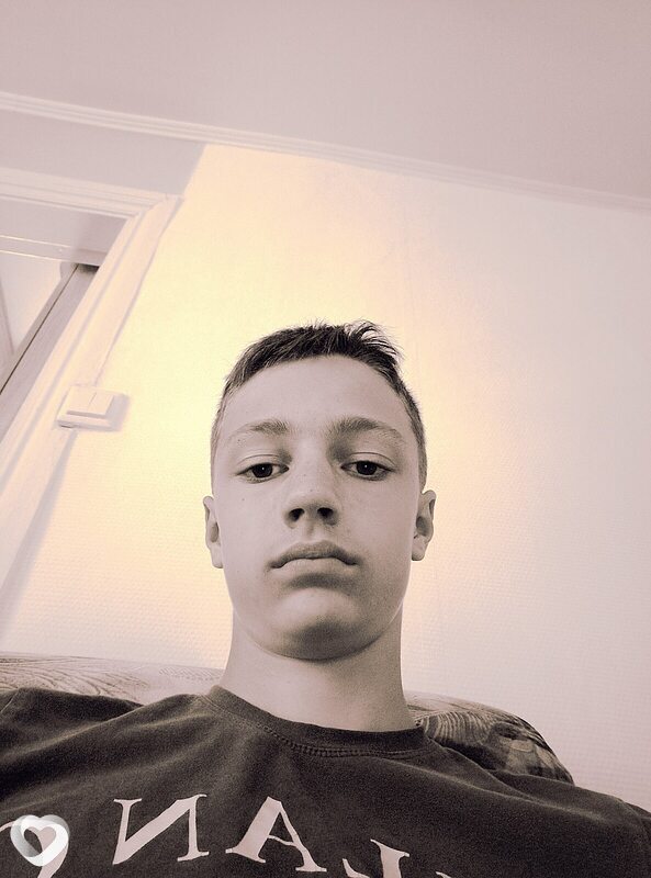 Степан, 19, Барнауле — анкета №2615319