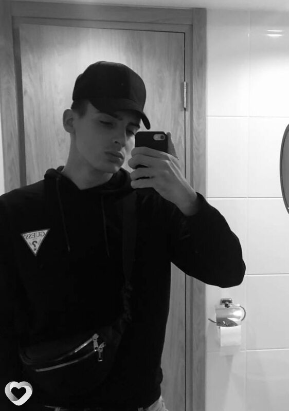 Ваня, 26, Ростове-на-Дону — анкета №2615767