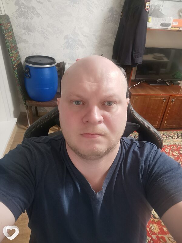 Виталий, 41, Сосновоборск (Красноярский край) — анкета №2615771