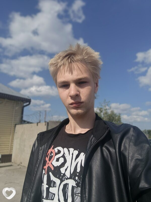 Никита, 19, Барнауле — анкета №2615992