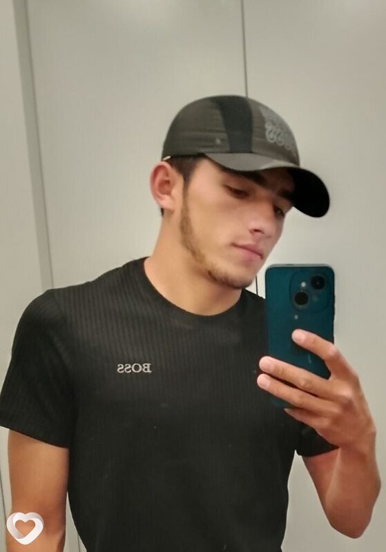 Эдик, 24, Владимире — анкета №2616088
