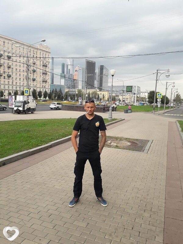 Саня, Москва