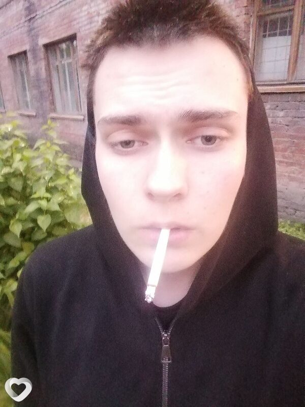 Кирилл, 19, Омске — анкета №2617094