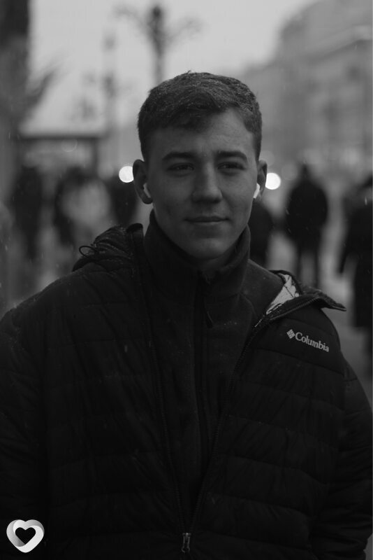 Артем, 23, Перми — анкета №2617287