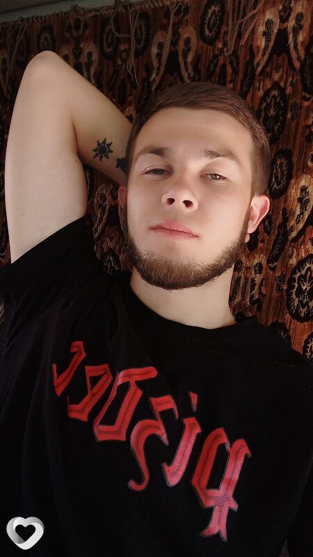Виталий, 23, Курске — анкета №2618132