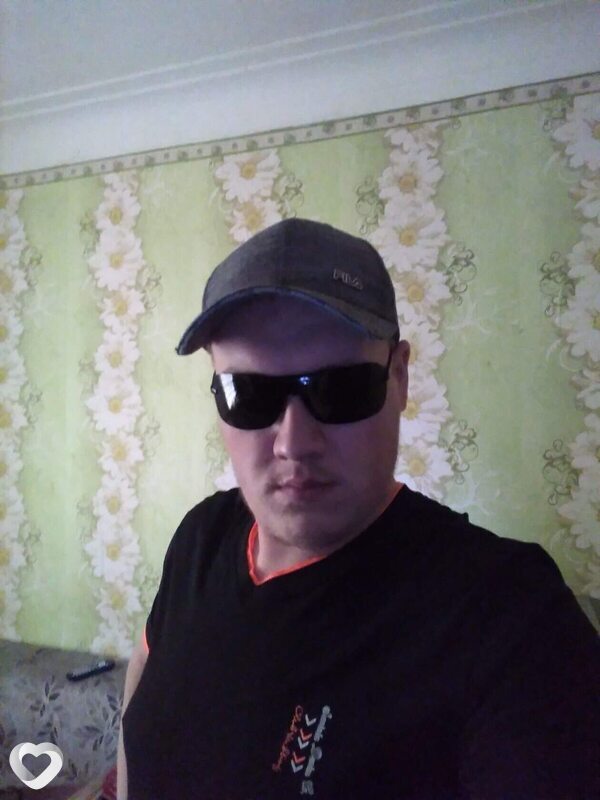 Павел, 29, Серове — анкета №2618307