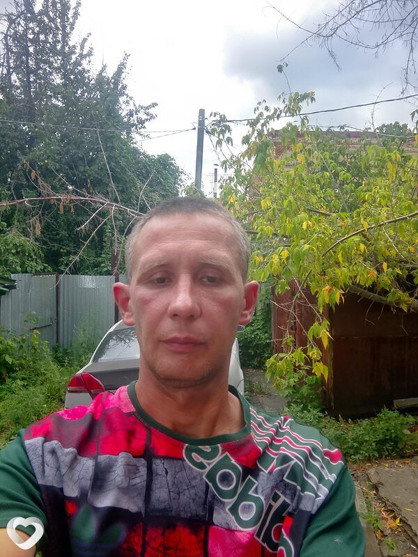 Валерий, 37, Саратове — анкета №2618363