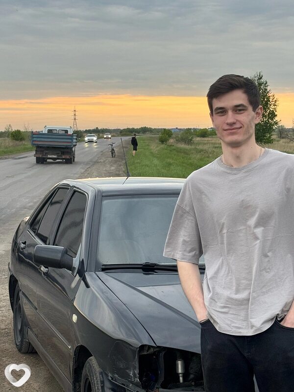 Максим, 23, Копейске — анкета №2620042