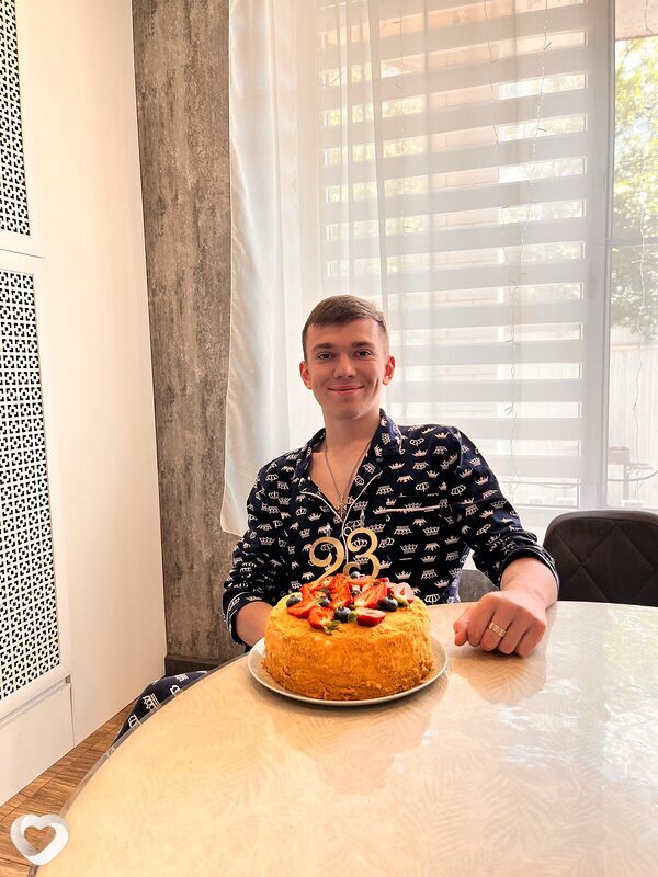 Валерий, 24, Москве — анкета №2620153
