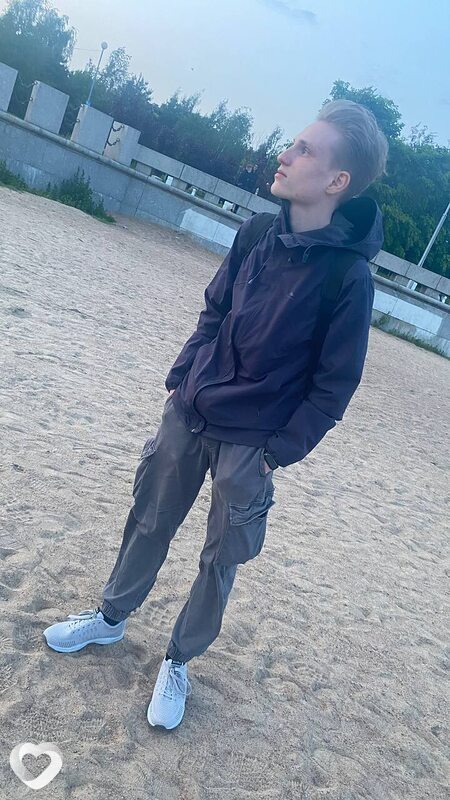 Дмитрий, 19, Санкт-Петербурге — анкета №2620475