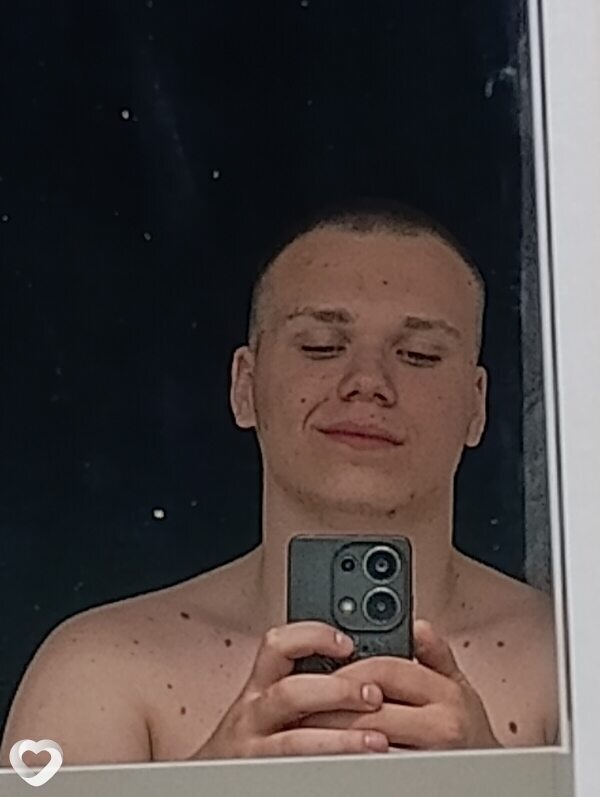 Виталий, 19, Липецке — анкета №2620607