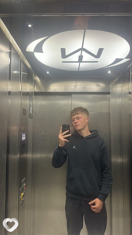 Pasha, 19, Киеве — анкета №2621209