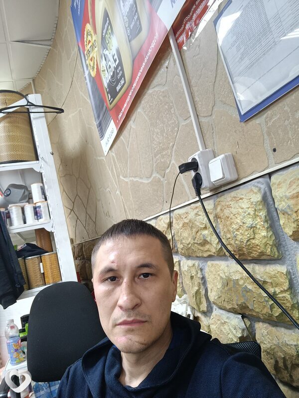 Денис, 40, Якутске — анкета №2621569