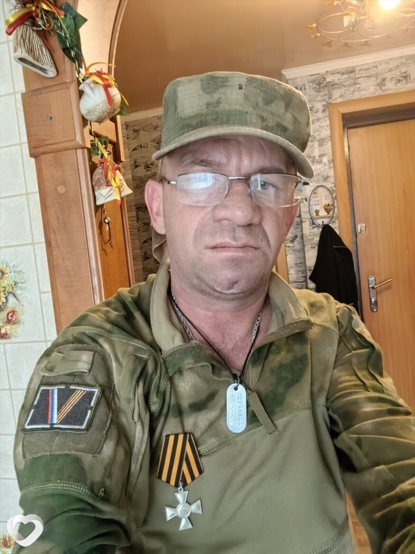 Александр, 41, Уссурийске — анкета №2621897