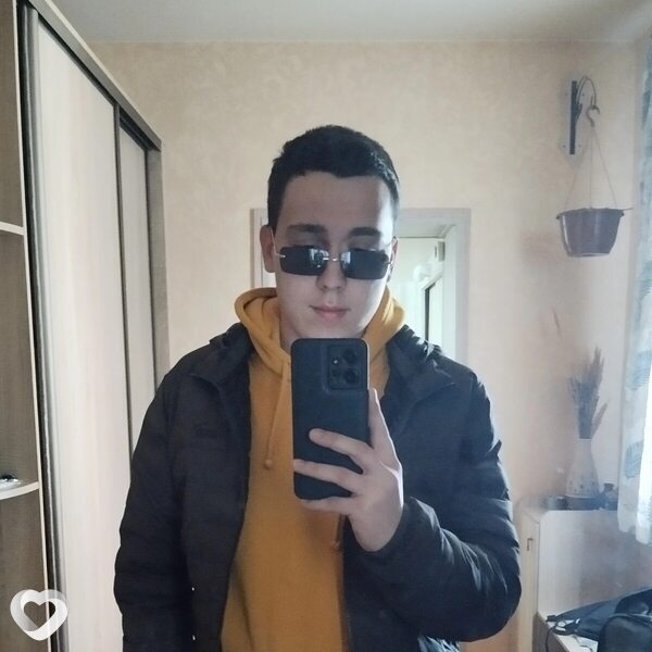 Миша, 21, Уфе — анкета №2622644