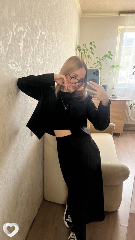 Анна, 20, Смоленске — анкета №2623031