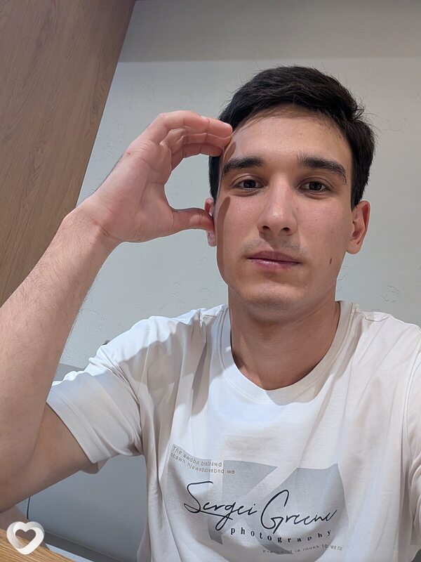 Эдуард, 24, Москве — анкета №2624422