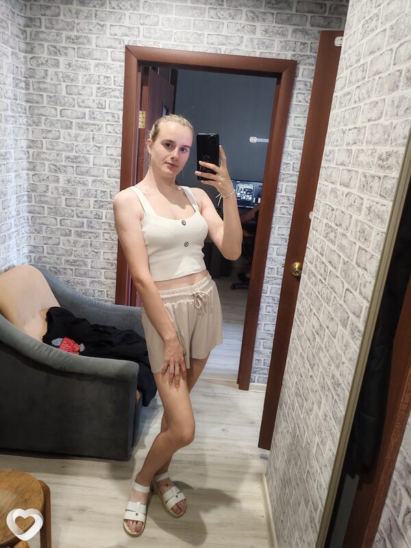 Инна, 22, Минске — анкета №2624823