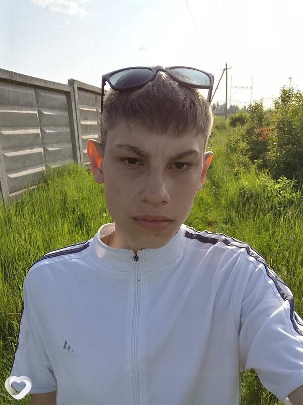 Леонид, 21, Братске — анкета №2625042
