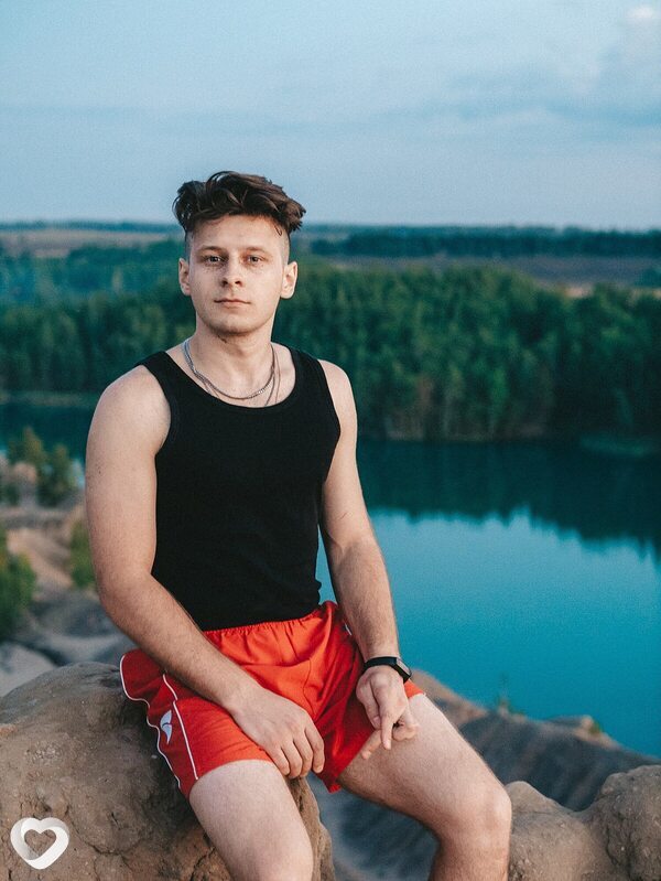 Артëм, 24, Кызылорде — анкета №2625102
