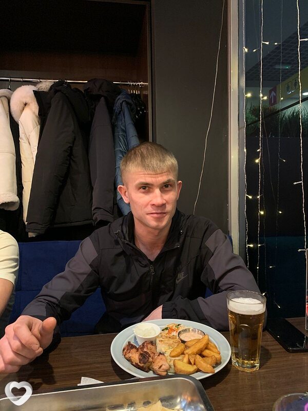 Андрей, 30, Осинниках — анкета №2625878