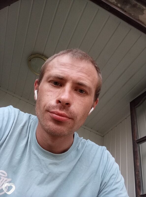 Олег, 31, Барановичах — анкета №2626435