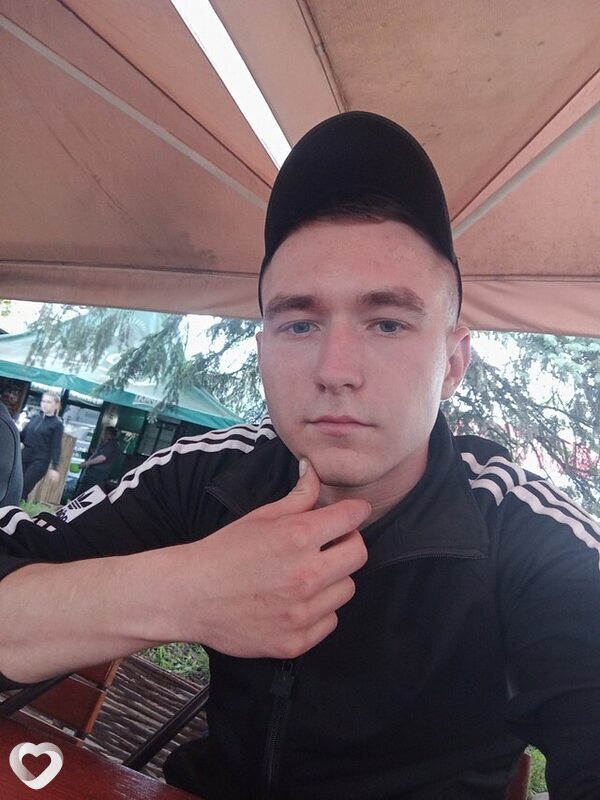 Иван, 24, Донецке — анкета №2626722