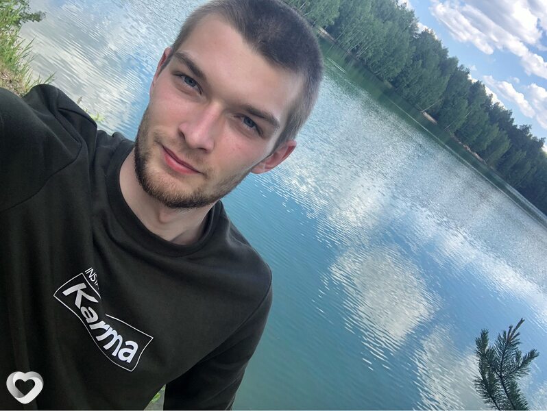 Артем, 28, Москве — анкета №2626887