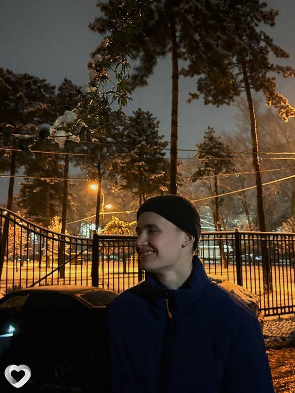 Артур, 22, Краснодаре — анкета №2627063