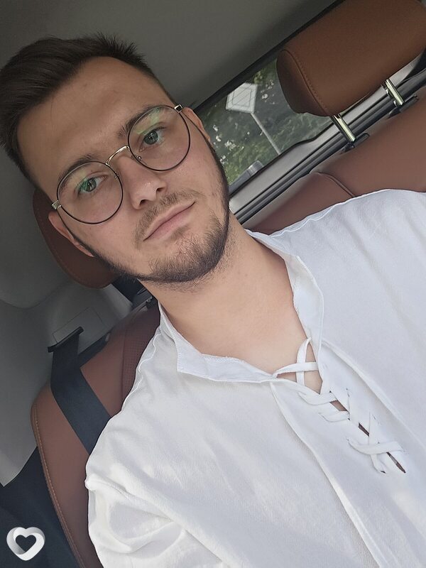 Андрей, 22, Москве — анкета №2627434