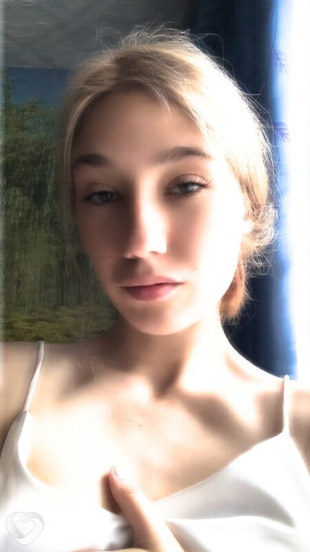 Полина, 23, Артеме — анкета №2627566