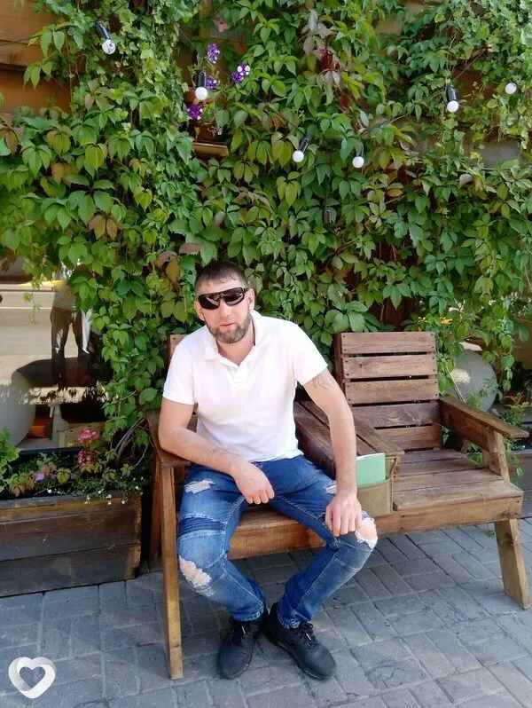 Артём, 42, Барнауле — анкета №2627509