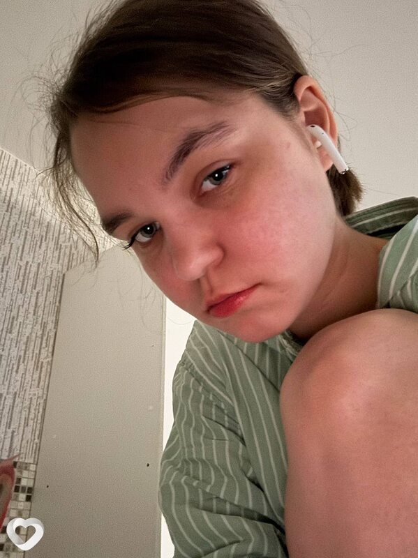 Елена, 22, Красноярске — анкета №2627582