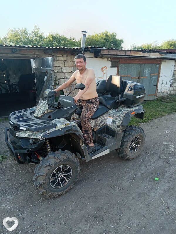 Александр, 40, Кингисеппе — анкета №2628681