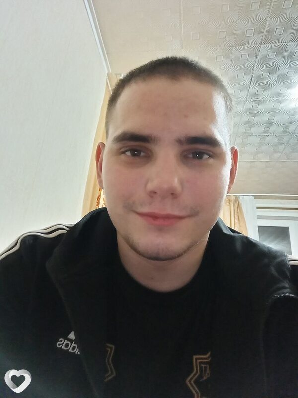 Геннадий, 26, Лесосибирске — анкета №2628617